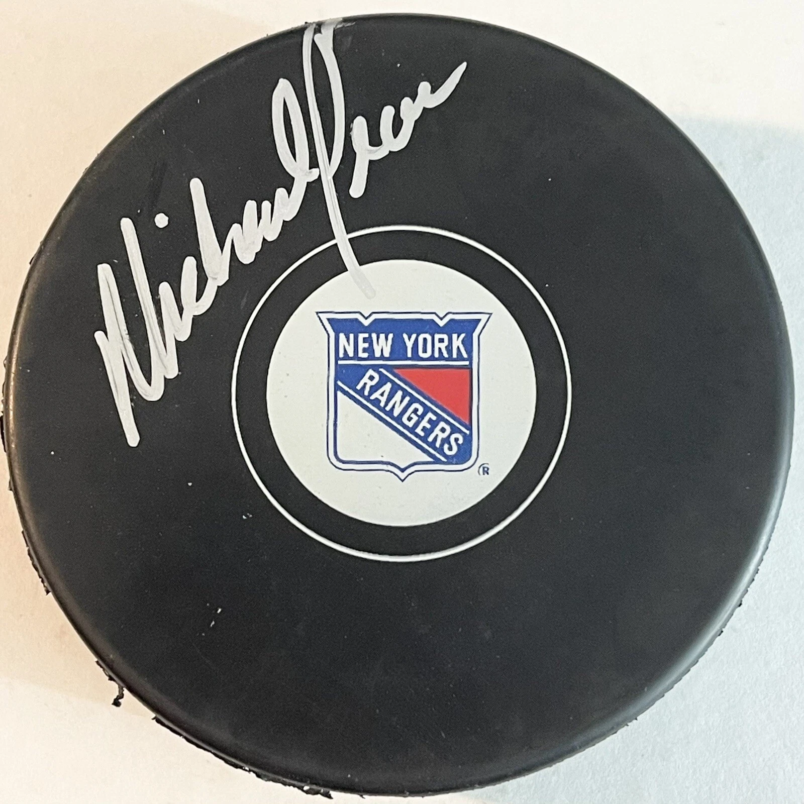 Michael Peca Signed Autographed New York Rangers Logo Hockey Puck PSA/DNA