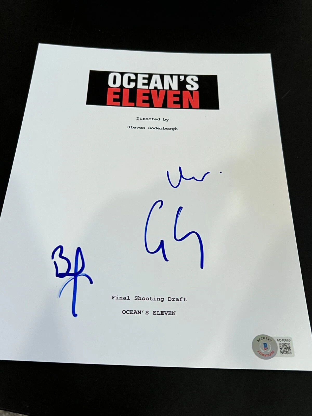 OCEANS ELEVEN CAST SIGNED MOVIE SCRIPT BRAD PITT GEORGE CLOONEY DAMON BECKETT F