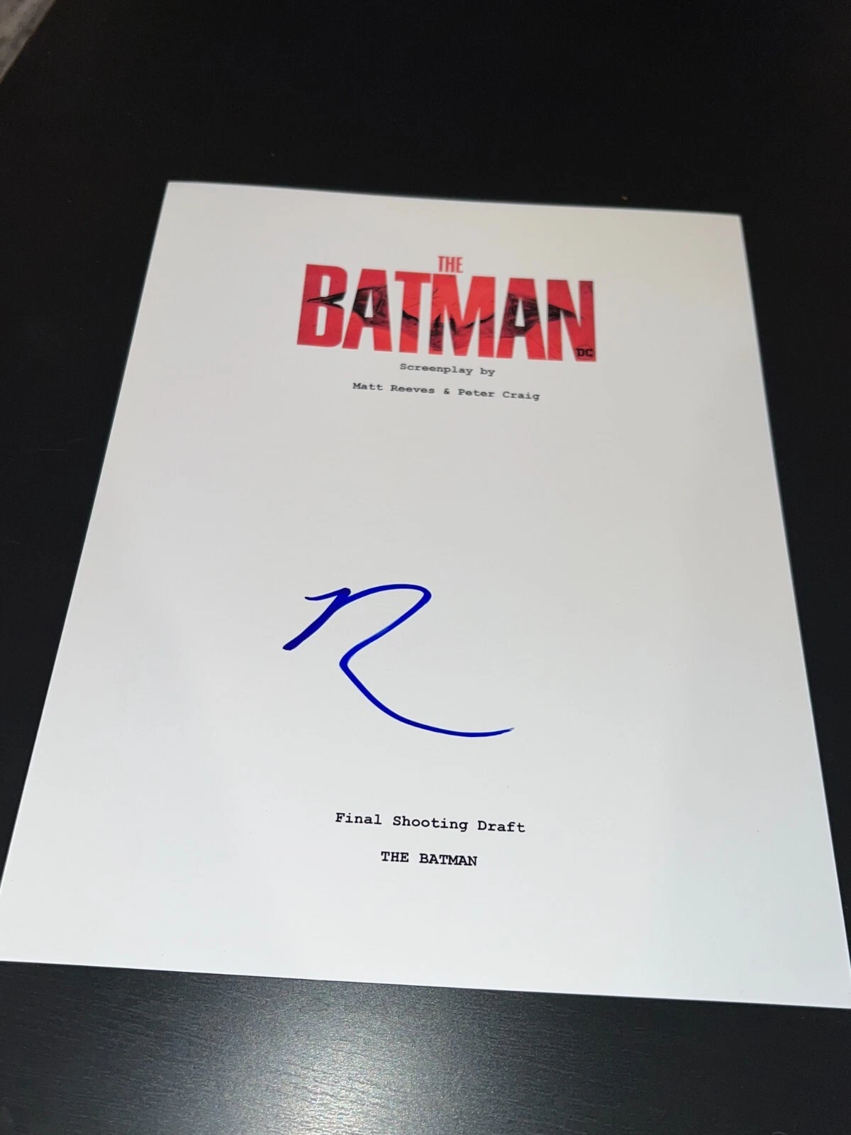 ROBERT PATTINSON SIGNED AUTOGRAPH MOVIE SCRIPT THE BATMAN KRAVITZ BAS COA AUTO E