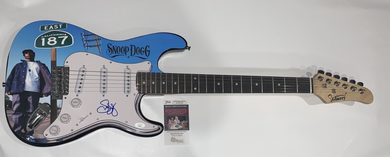 SNOOP DOGG SIGNED CUSTOM ELECTRIC GUITAR DOGGYSTYLE DOGGY JSA COA