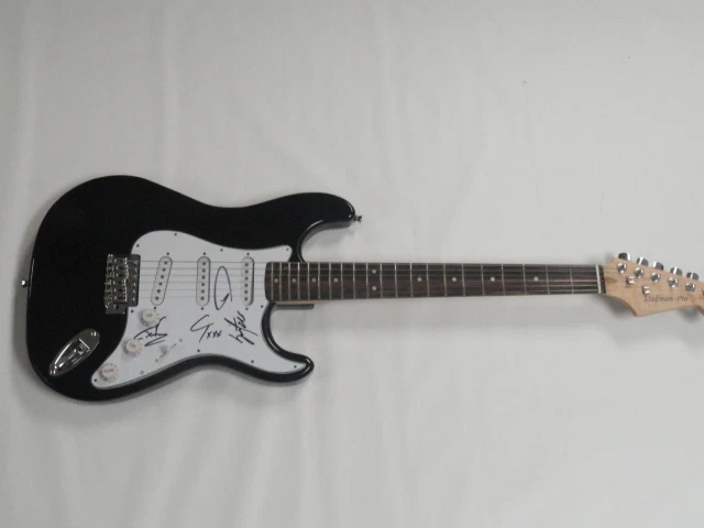 DEVIL DRIVER SIGNED ELECTRIC GUITAR WINTER KILLS AUTOGRAPHED METAL RARE
