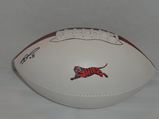 DARQUEZE DENNARD SIGNED FOOTBALL CINCINNATI BENGALS AUTOGRAPHED