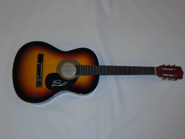 DAVID NAIL SIGNED FULL-SIZE SUNBURST ACOUSTIC GUITAR COUNTRY SUPERSTAR