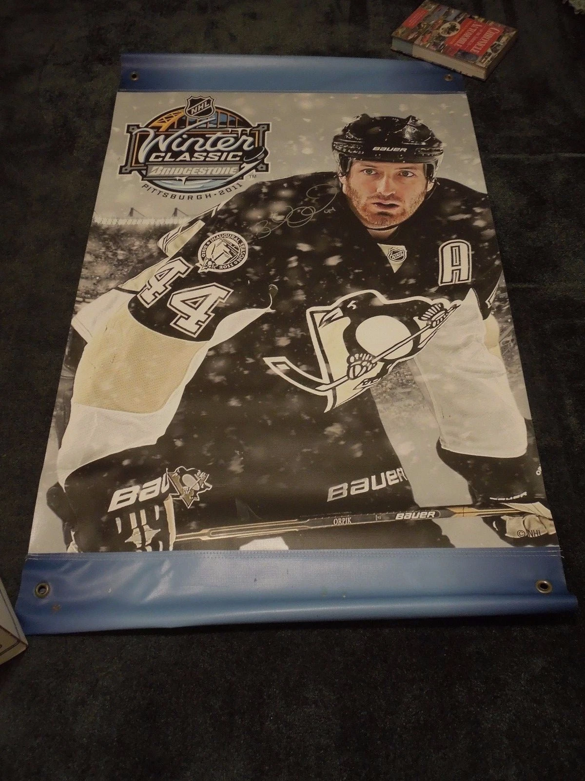BROOKS ORPIK SIGNED 2011 WINTER CLASSIC STREET BANNER PITTSBURGH PENGUINS RARE!