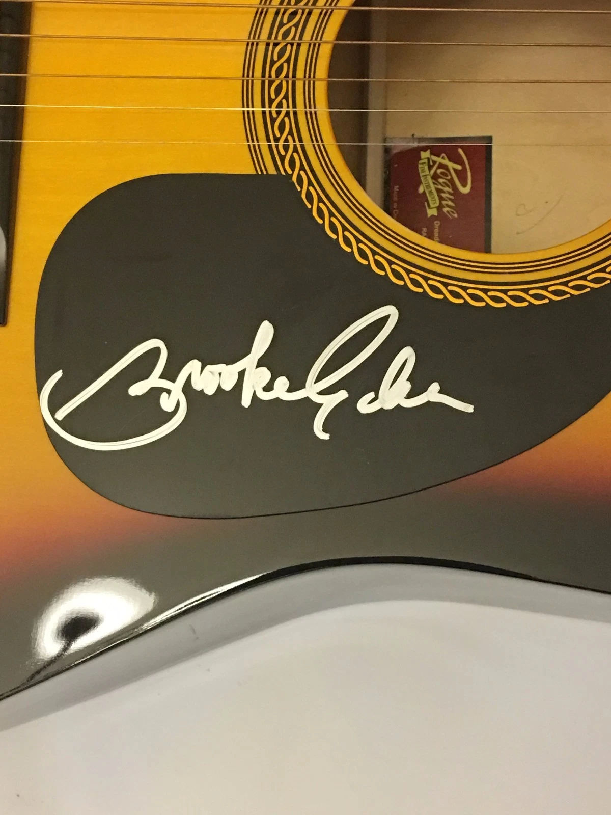 BROOKE EDEN SIGNED SUNBURST ACOUSTIC GUITAR DADDYS MONEY PROOF AUTOGRAPHED