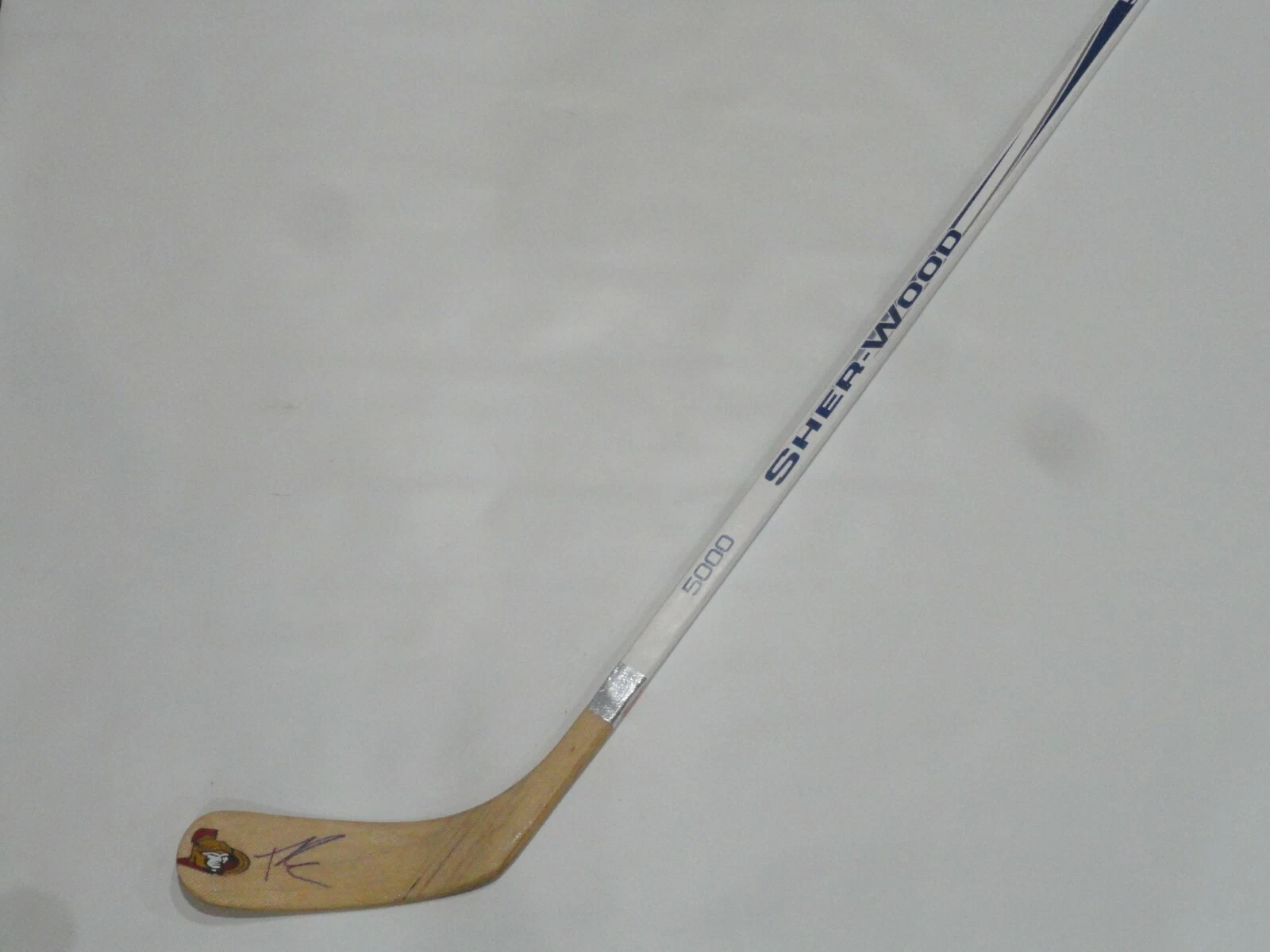 BRADY TKACHUK SIGNED HOCKEY STICK OTTAWA SENATORS AUTOGRAPHED