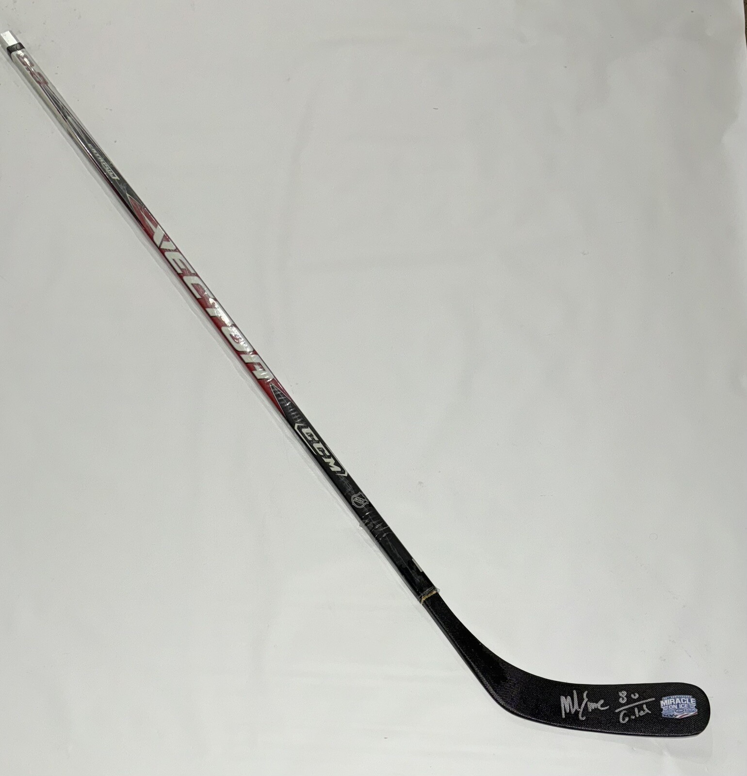 MIKE ERUZIONE SIGNED CCM HOCKEY STICK TEAM USA MIRACLE 1980 GOLD MEDAL PSA COA