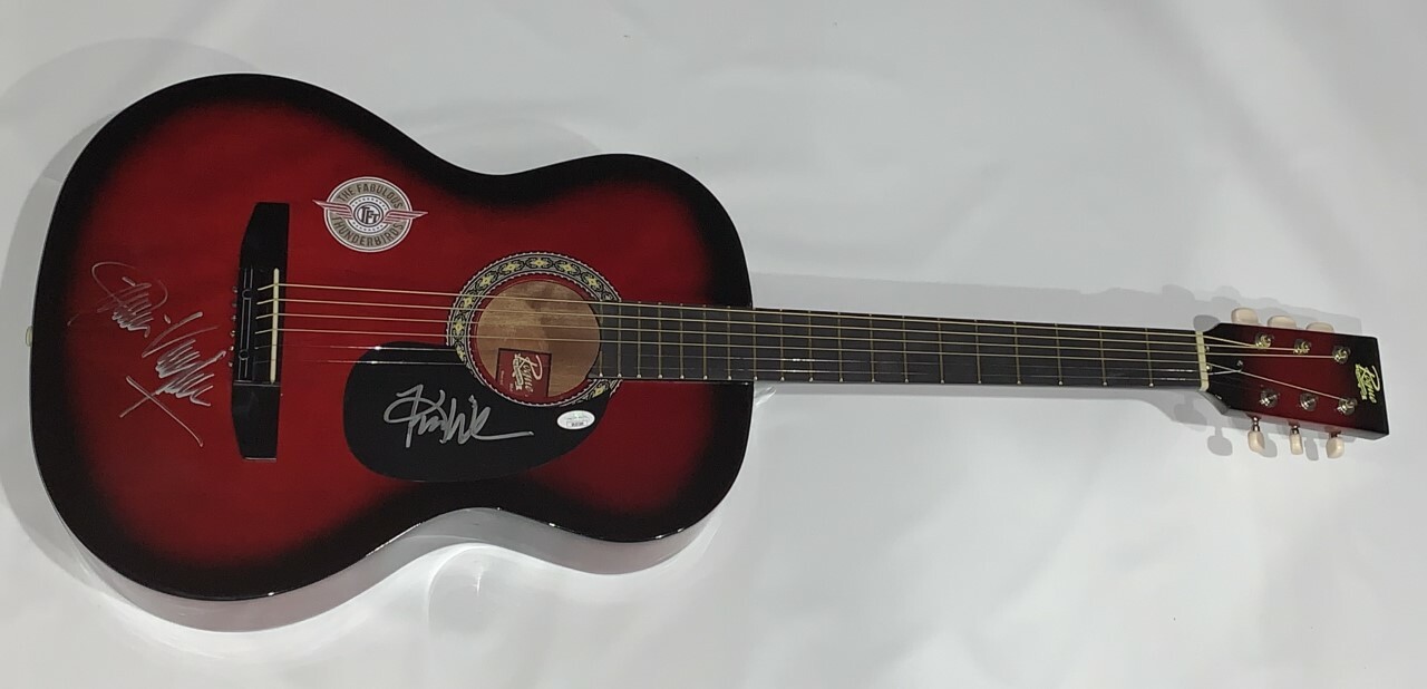 THE FABULOUS THUNDERBIRDS SIGNED RED GUITAR JIMMIE VAUGHAN KIM WILSON JSA COA