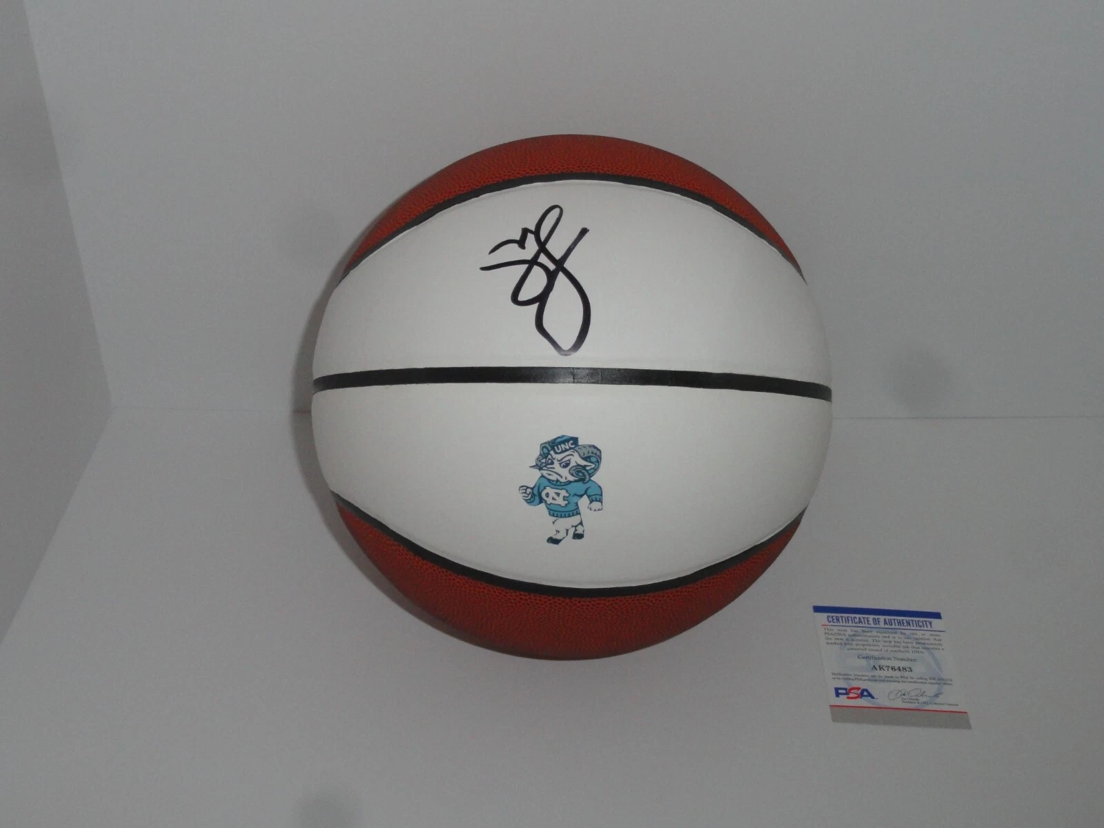 SAM PERKINS SIGNED BASKETBALL NORTH CAROLINA TAR HEELS 1982 NCAA CHAMPS PSA COA