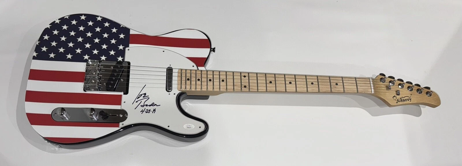 JOE BIDEN SIGNED USA ELECTRIC GUITAR 2020 PRESIDENT BARACK OBAMA VICE JSA COA