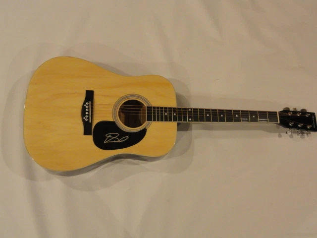 DAVID NAIL SIGNED NATURAL ACOUSTIC GUITAR COUNTRY SUPERSTAR
