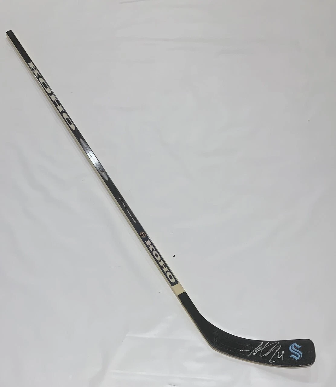 JUSTIN SCHULTZ SIGNED HOCKEY STICK SEATTLE KRAKEN AUTOGRAPHED