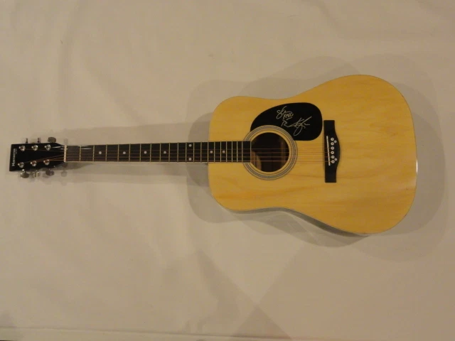 THOMPSON SQUARE SIGNED NATURAL ACOUSTIC GUITAR KEIFER & SHAWNA 2X