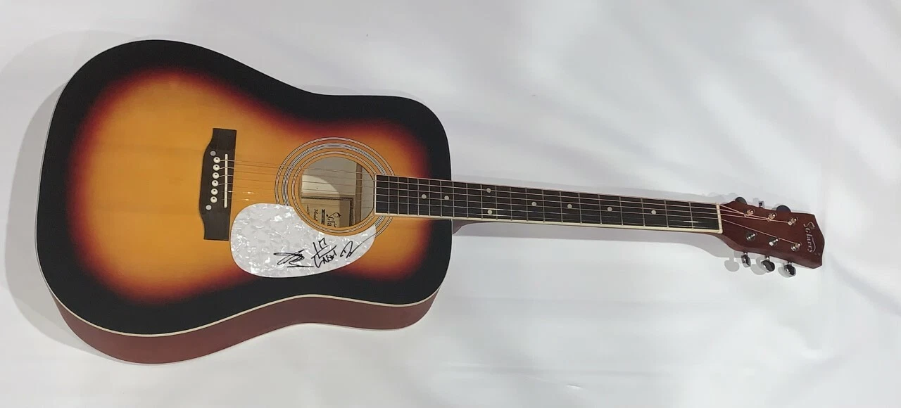 LOCASH COWBOYS SIGNED SUNBURST ACOUSTIC GUITAR CHRIS LUCAS PRESTON 2X