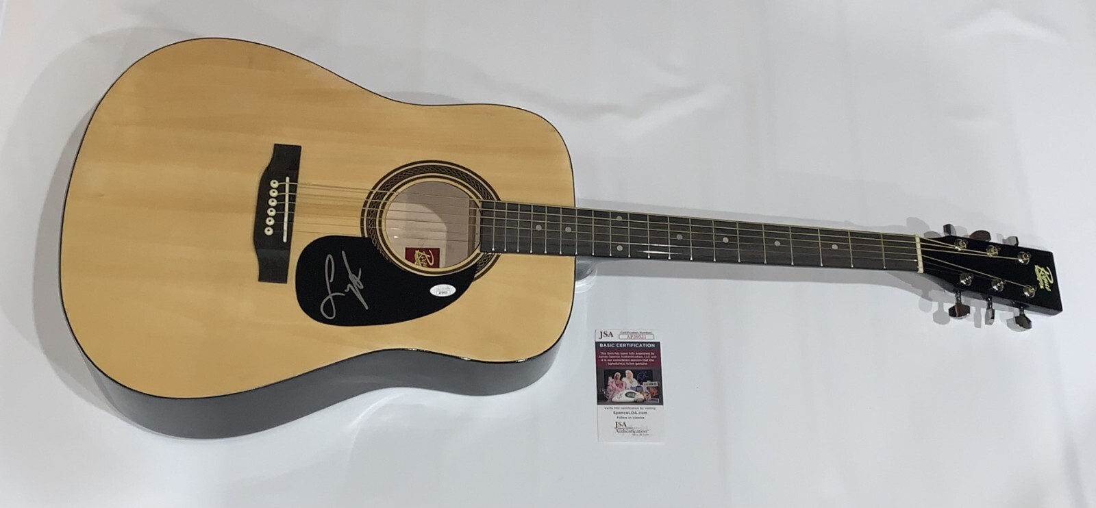 LYFE JENNINGS SIGNED NATURAL ACOUSTIC GUITAR MUST BE NICE JSA COA