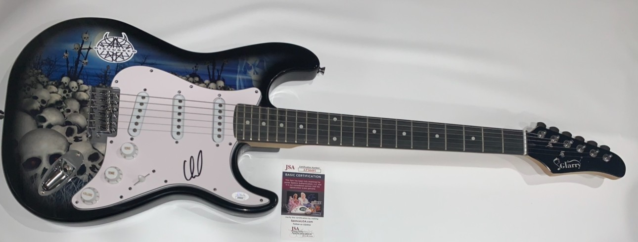 DAVID DRAIMAN SIGNED SKULL ELECTRIC GUITAR DISTURBED PROOF DAVE JSA COA