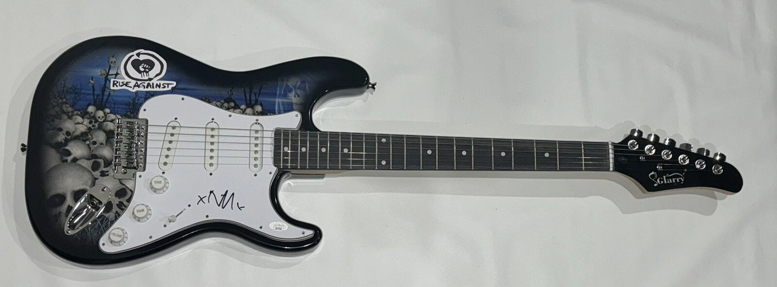 TIM MCILRATH SIGNED SKULL ELECTRIC GUITAR RISE AGAINST PROOF JSA COA