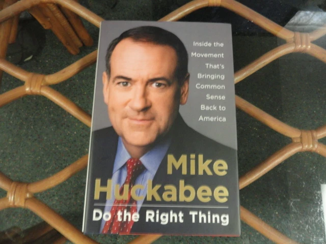 MIKE HUCKABEE SIGNED 