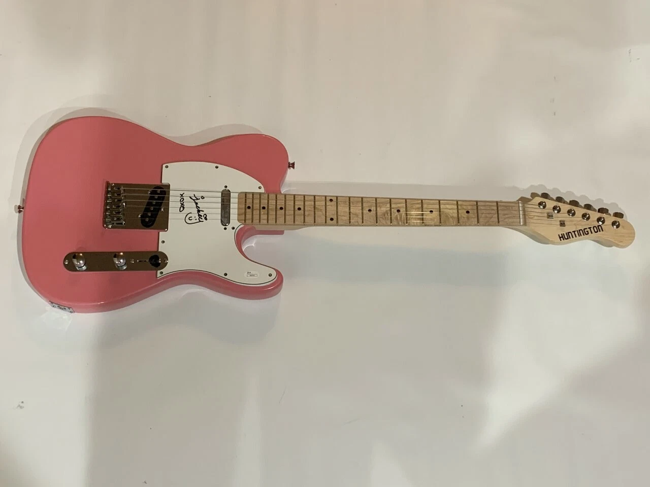 JACKIE EVANCHO SIGNED HOT PINK ELECTRIC GUITAR PROOF JSA AUTHENTICATED COA