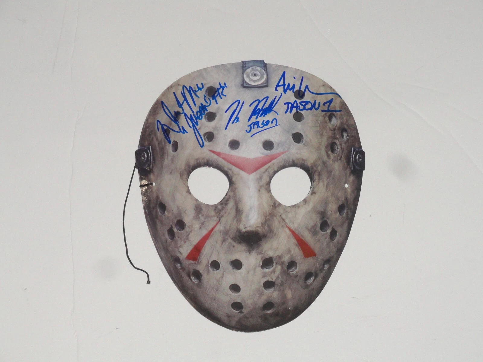 ARI LEHMAN KANE HODDER DEREK MEARS SIGNED FRIDAY THE 13TH JASON CARDBOARD MASK