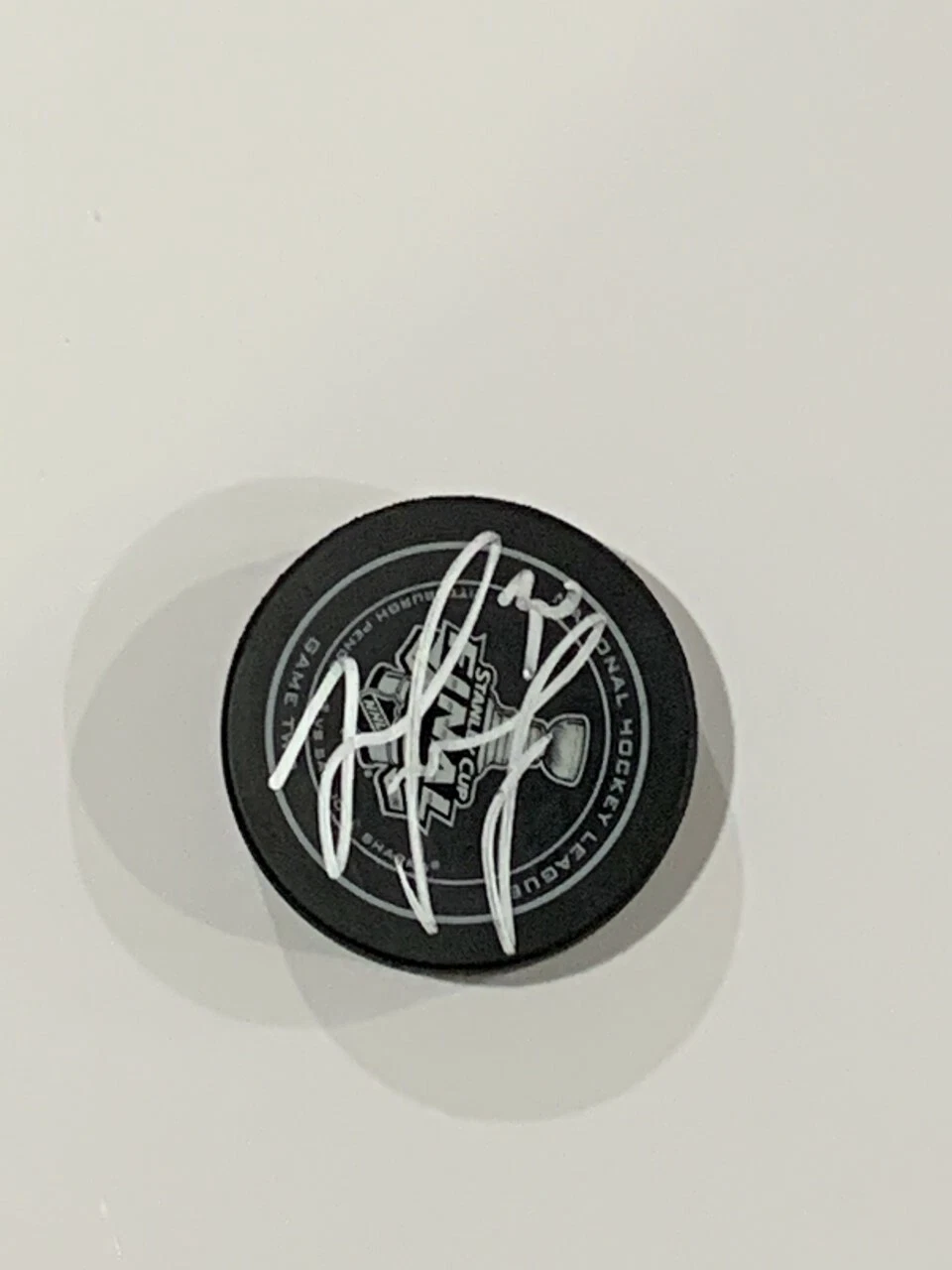 MATT MURRAY SIGNED 2016 STANLEY CUP FINALS OFFICIAL GAME PUCK PENGUINS PROOF 2