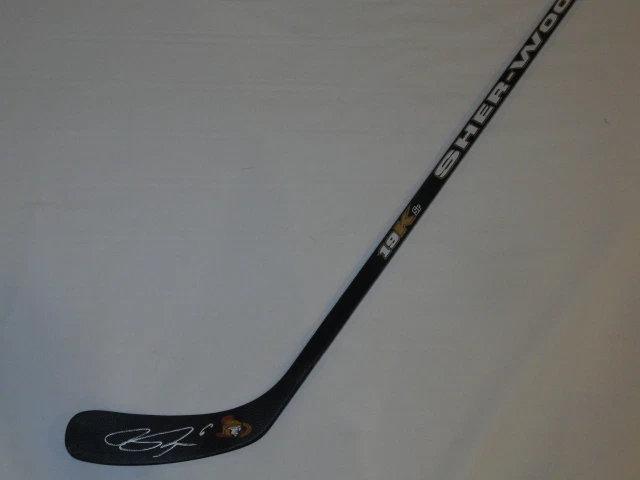 BOBBY RYAN SIGNED HOCKEY STICK OTTAWA SENATORS AUTOGRAPHED PROOF