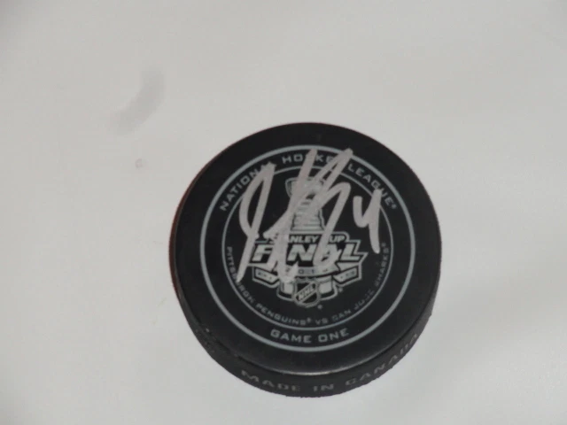 JUSTIN SCHULTZ SIGNED 2016 STANLEY CUP FINALS OFFICIAL GAME PUCK PENGUINS 1