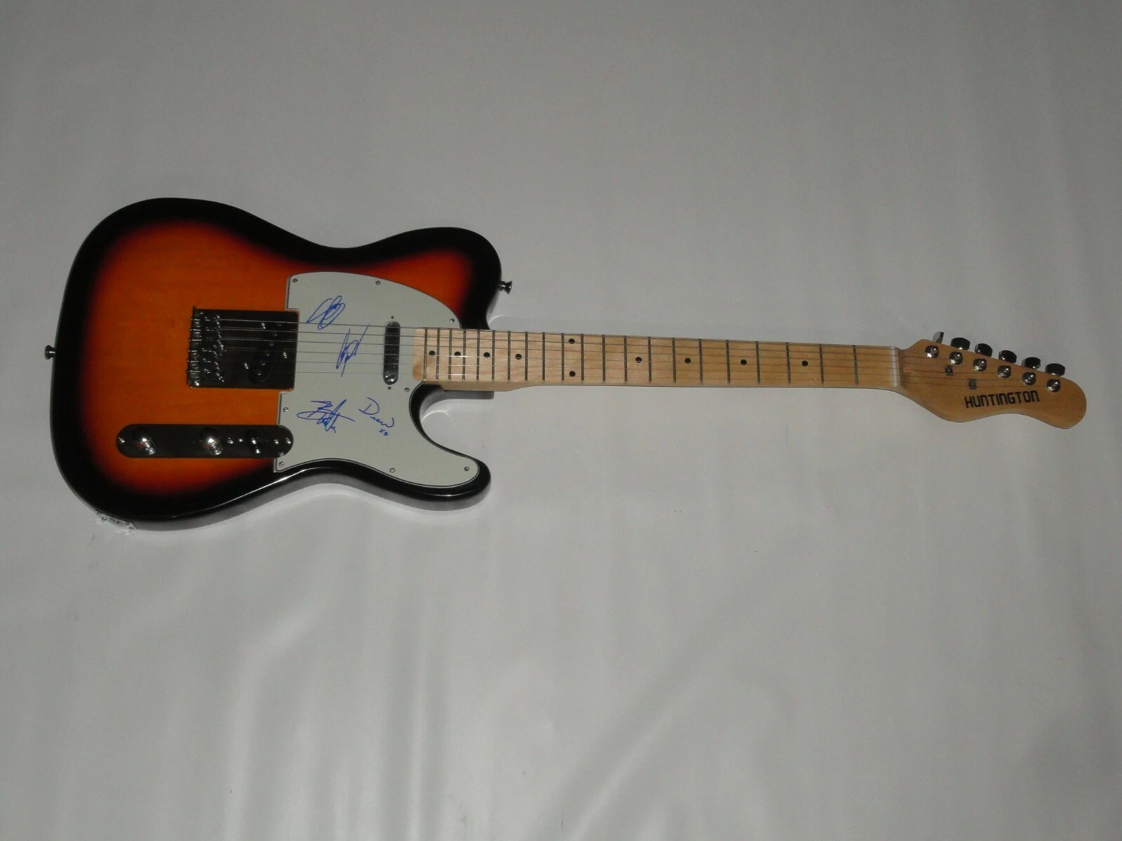 IN REAL LIFE SIGNED ELECTRIC GUITAR TATTOO TONIGHT BELONGS TO YOU JSA COA
