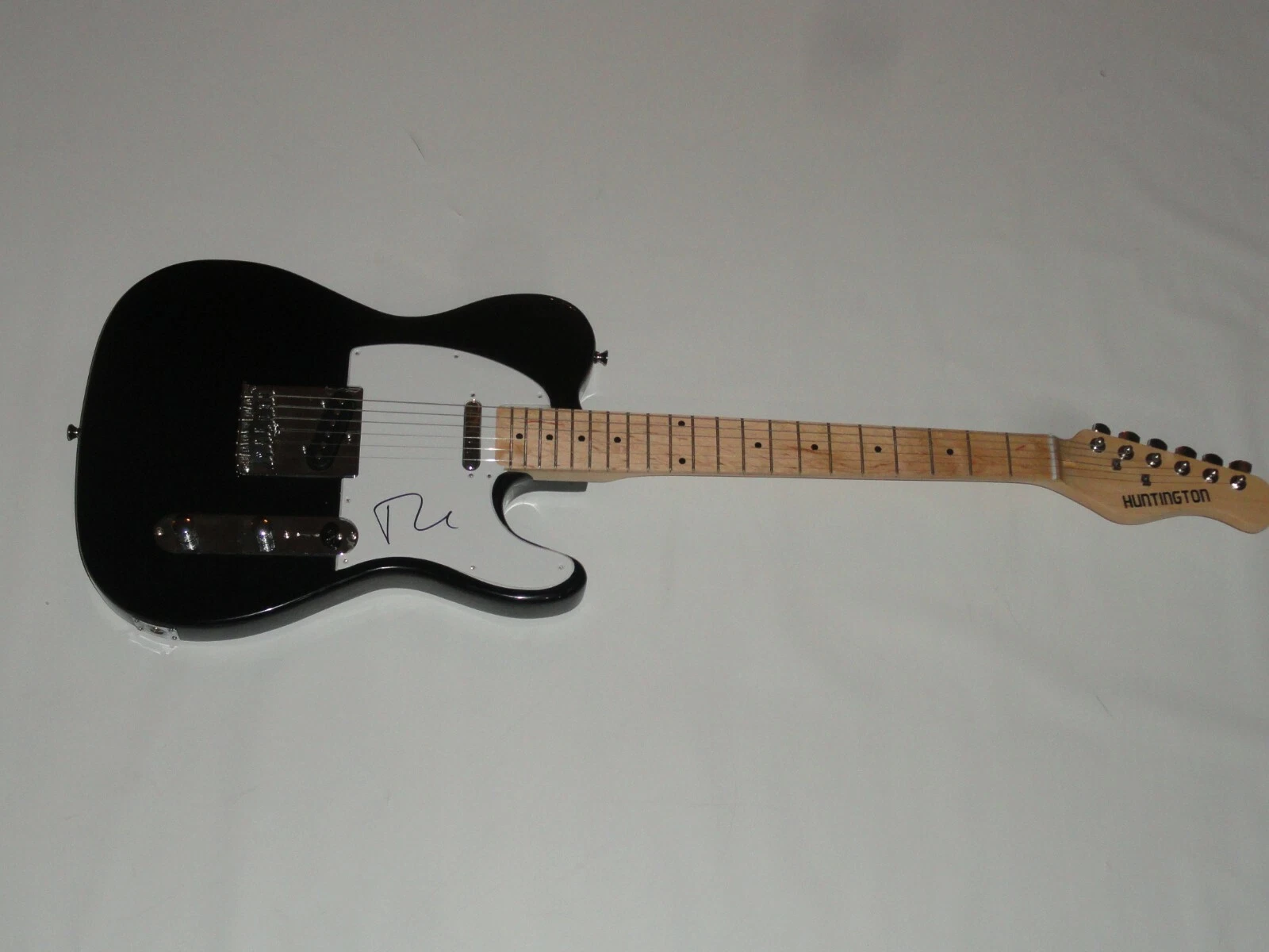 EVAN DANDO SIGNED BLACK ELECTRIC GUITAR THE LEMONHEADS PROOF VERY RARE JSA COA