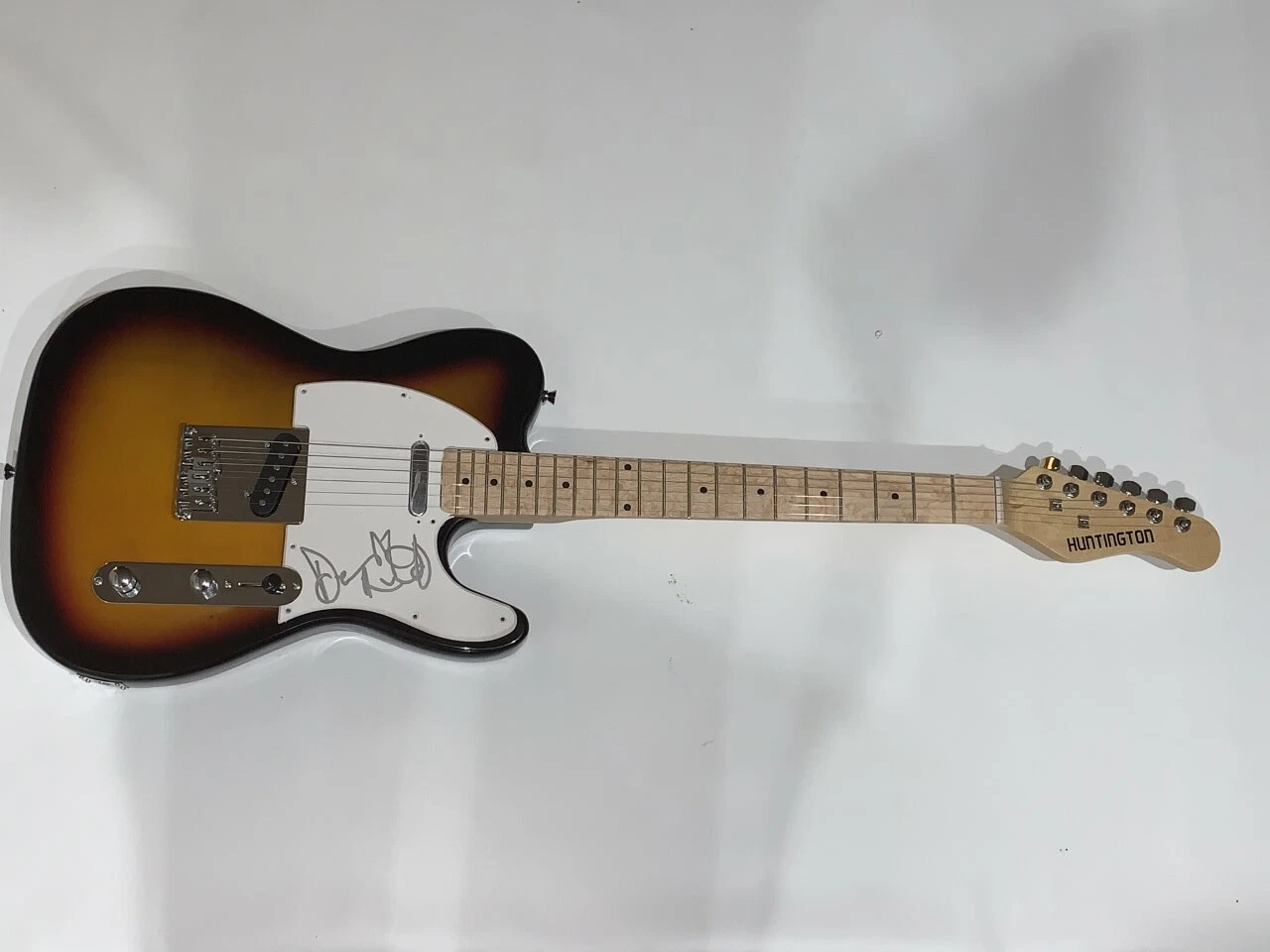 DERMOT KENNEDY SIGNED SUNBURST ELECTRIC GUITAR WITHOUT FEAR PROOF JSA COA