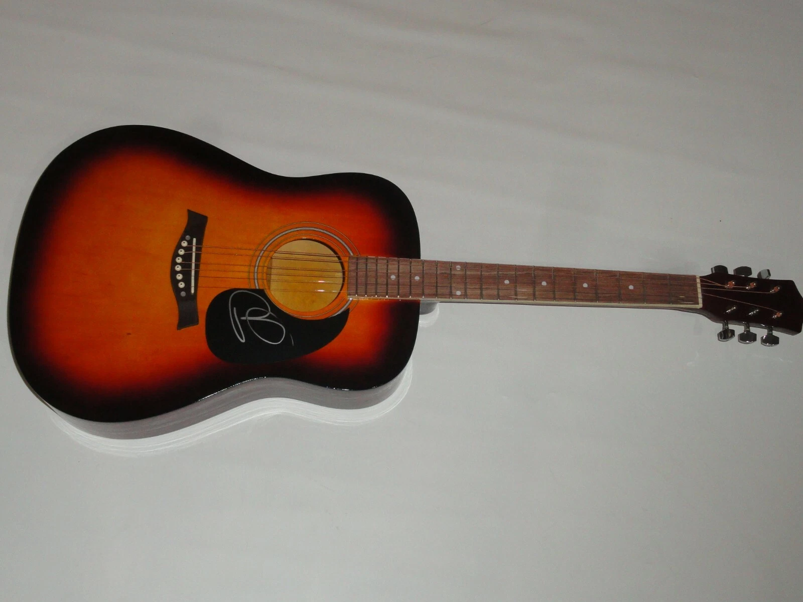 RUSSELL DICKERSON SIGNED FULL-SIZE SUNBURST ACOUSTIC GUITAR COUNTRY STAR PSA COA