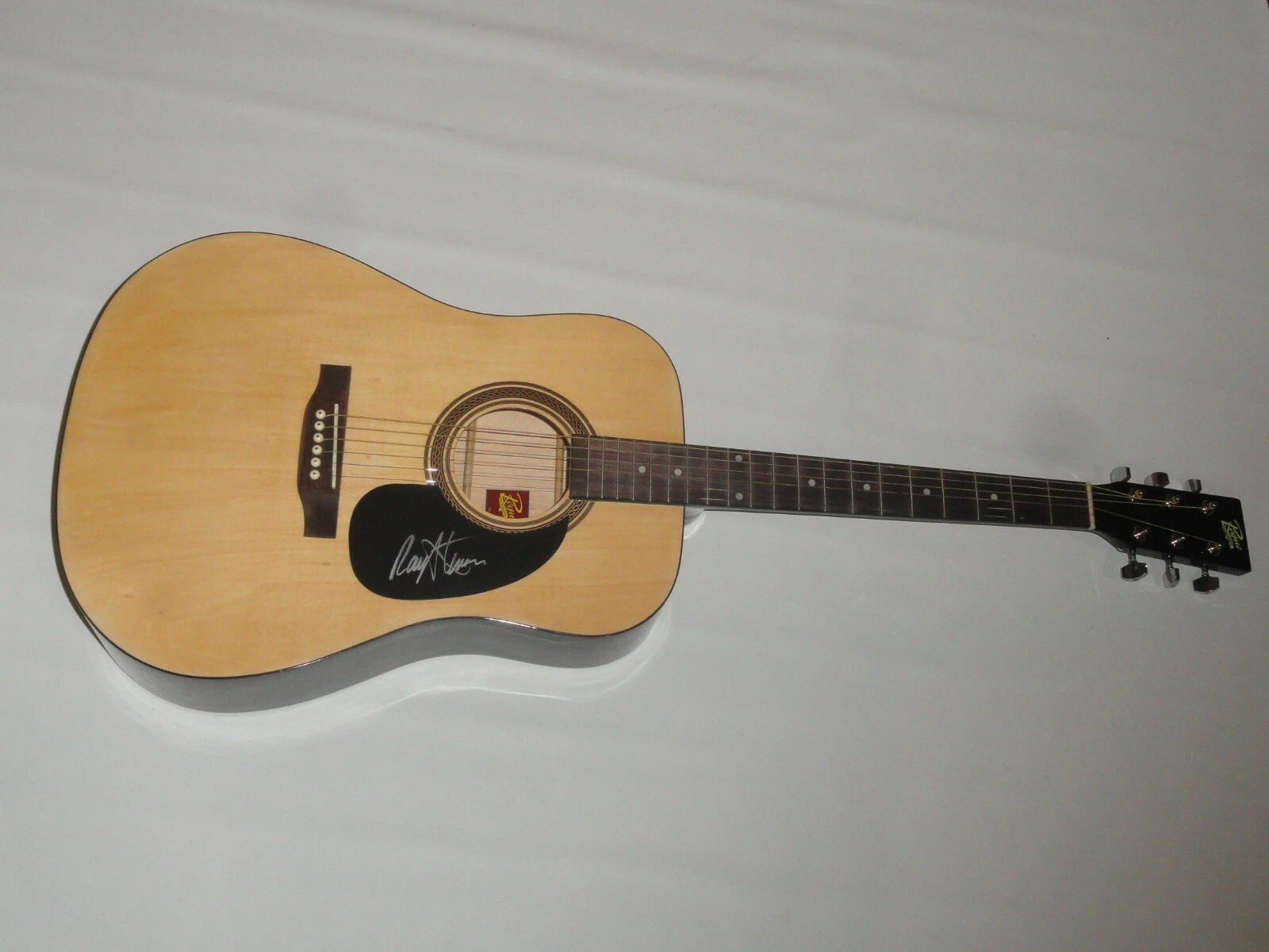 RAY STEVENS SIGNED NATURAL ACOUSTIC GUITAR COUNTRY SUPERSTAR PSA COA