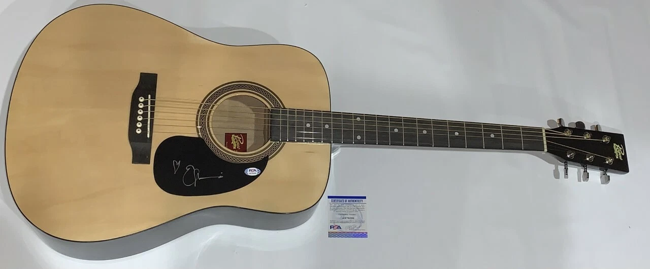 EMMYLOU HARRIS SIGNED FULL-SIZE NATURAL ACOUSTIC GUITAR COUNTRY STAR PSA COA
