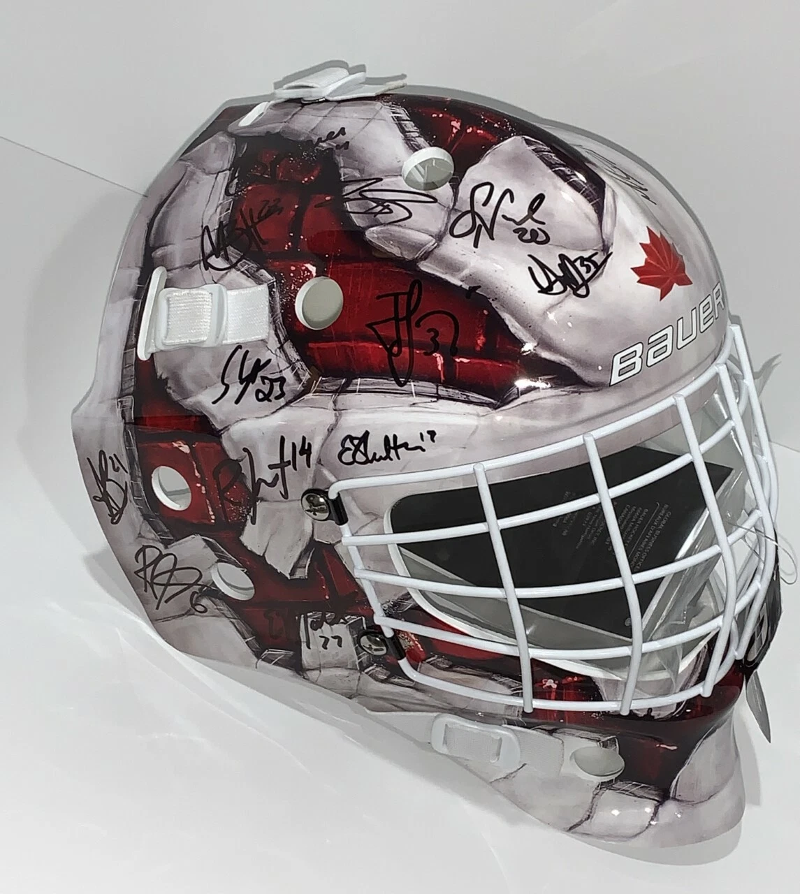 2022 TEAM CANADA WOMEN'S SIGNED GOALIE MASK MARIE PHILIP-POULIN JENNER PROOF