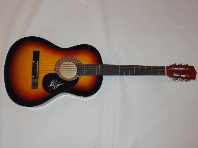 MICHAEL RAY SIGNED FULL-SIZE SUNBURST ACOUSTIC GUITAR COUNTRY SUPERSTAR KISS YOU