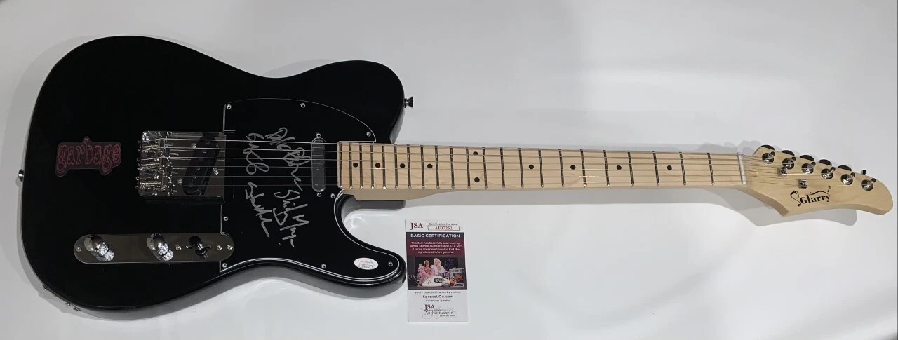 GARBAGE SIGNED BLACK ELECTRIC GUITAR SHIRLEY MANSON DUKE STEVE BUTCH 4X JSA COA