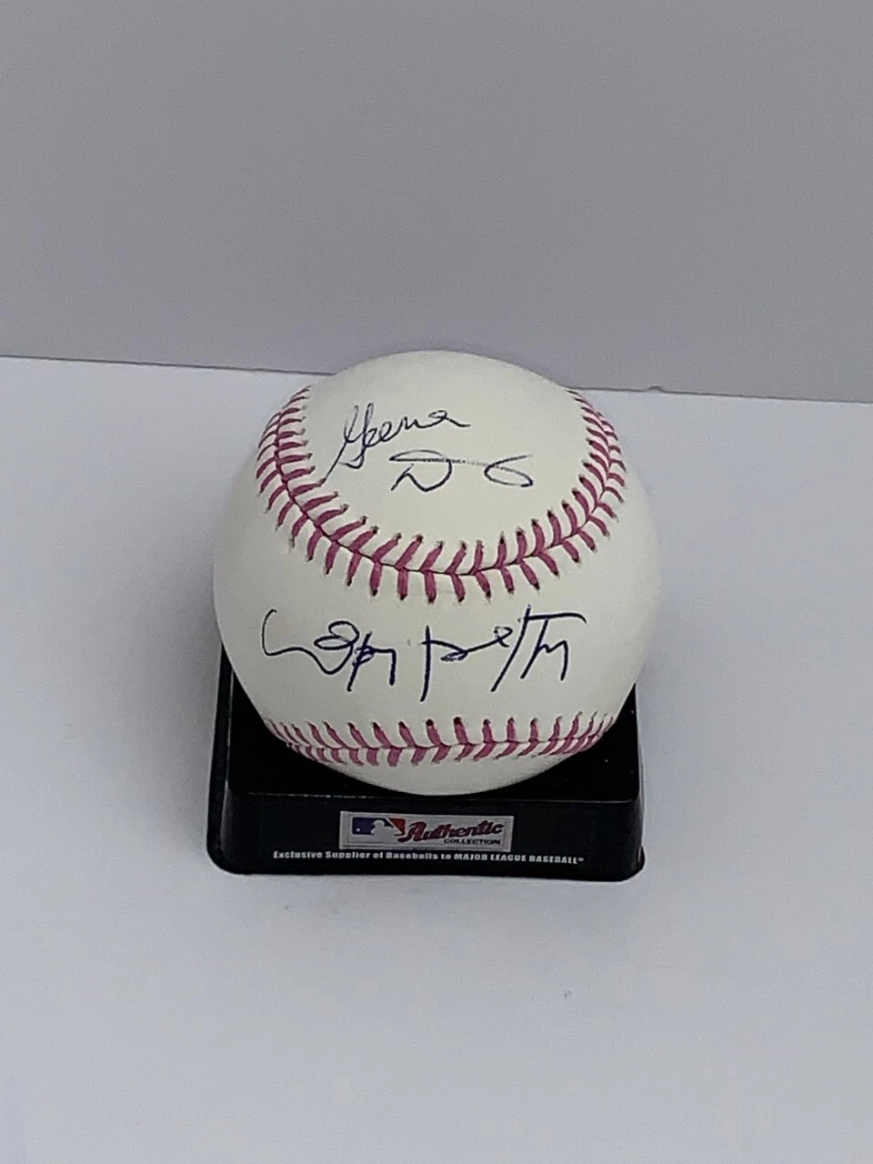 GEENA DAVIS LORI PETTY PINK SIGNED OMLB A LEAGUE OF THEIR OWN KIT DOTTIE JSA COA