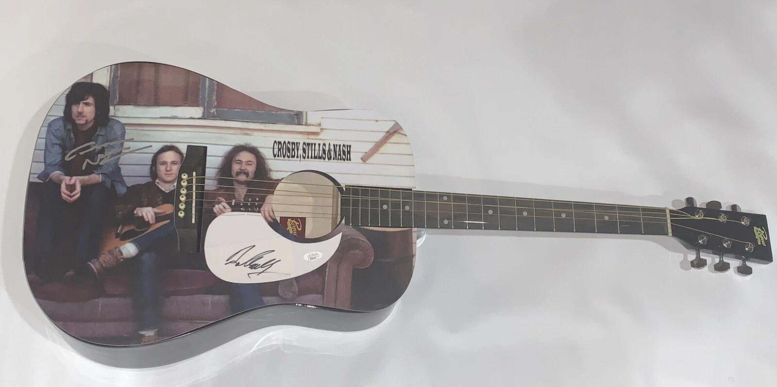 DAVID CROSBY GRAHAM NASH SIGNED ACOUSTIC GUITAR CROSBY STILLS NASH FLAW JSA LOA