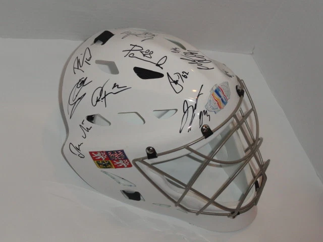 CZECH REPUBLIC WORLD CUP OF HOCKEY TEAM SIGNED MASK PLEKANEC MRAZEK PASTRNAK
