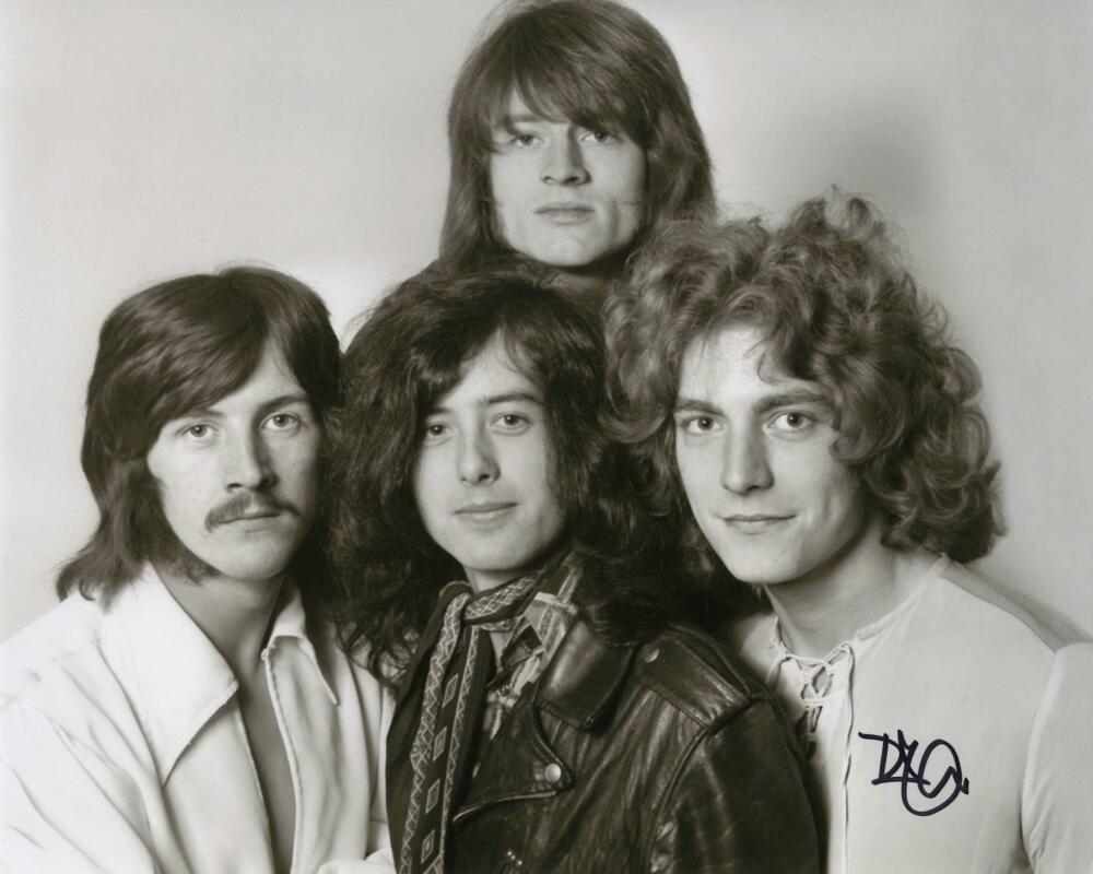 Robert Plant Signed Autograph 8x10 Photo - Led Zeppelin Legend w/ JSA COA