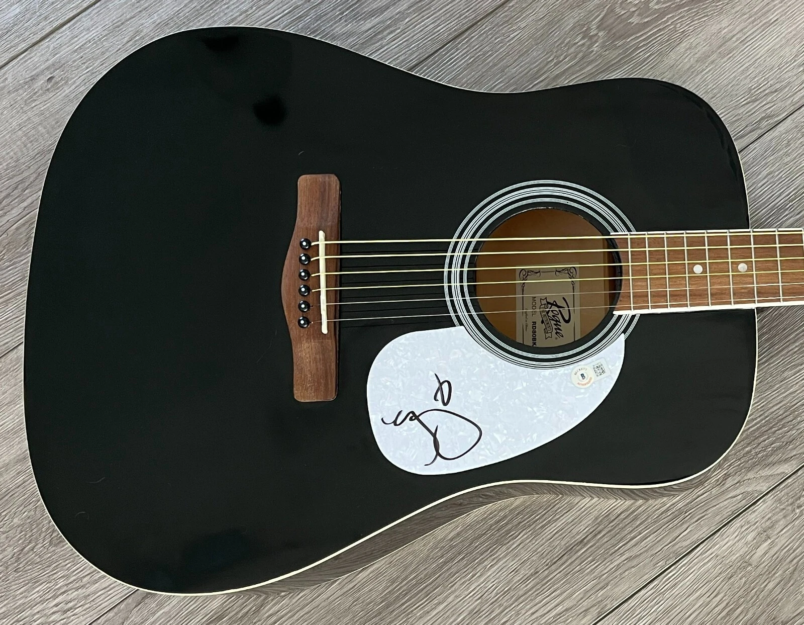 MEGAN MORONEY SIGNED AUTOGRAPH 41