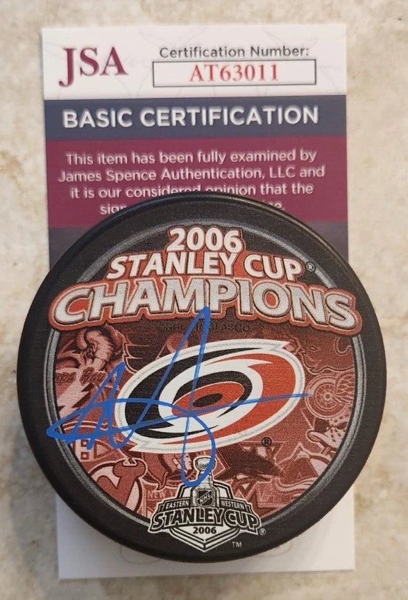 Rod Brind'Amour Signed 2006 Stanley Cup Puck w/ JSA COA #AT63011 Hurricanes