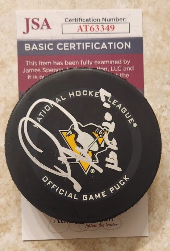 Mark Recchi Signed Official NHL Game Puck w/ JSA COA Pittsburgh Penguins HOF 17