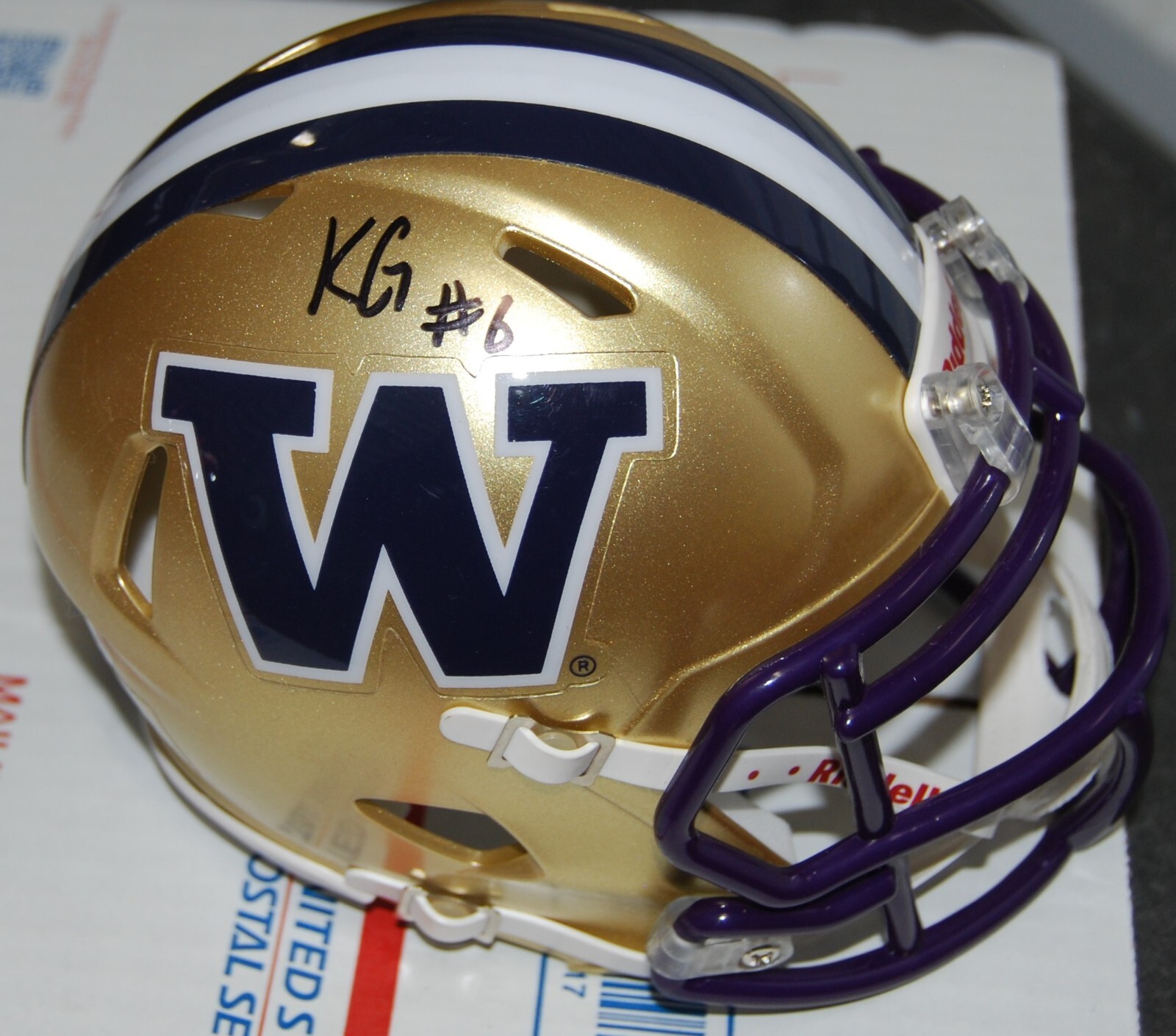 KYLER GORDON signed (WASHINGTON HUSKIES) mini FOOTBALL helmet PSA/DNA AN42550
