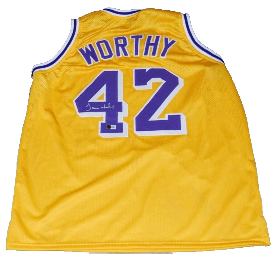 JAMES WORTHY signed (LOS ANGELES LAKERS) custom yellow Basketball jersey BECKETT
