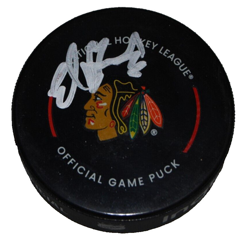 ED BELFOUR signed (CHICAGO BLACKHAWKS) Official game hockey puck BECKETT BM39130