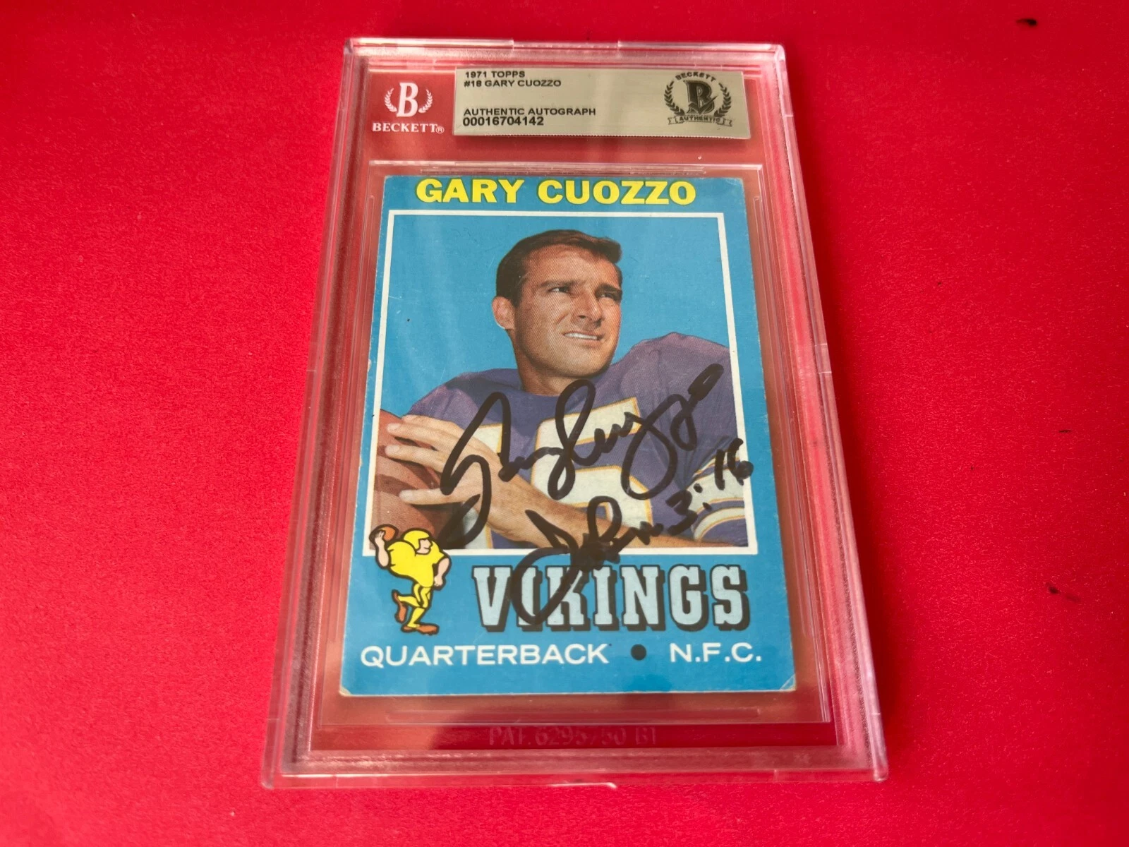 Gary Cuozzo Vikings 1971 Topps Card Signed Auto Beckett BAS Slabbed
