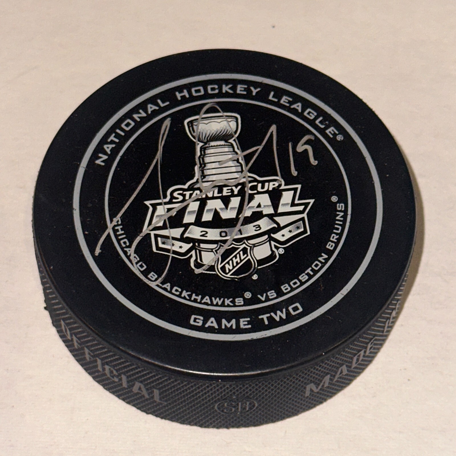 JONATHAN TOEWS Signed 2013 STANLEY CUP FINAL Official GAME 2 Puck Beckett BAS