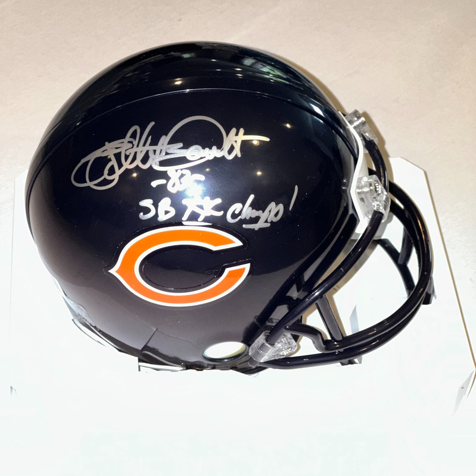 WILLIE GAULT SIGNED CHICAGO BEARS MINI-HELMET BECKETT AUTH (BAS) W/ SB INSCRIP COLLECTIBLE MEMORABILIA