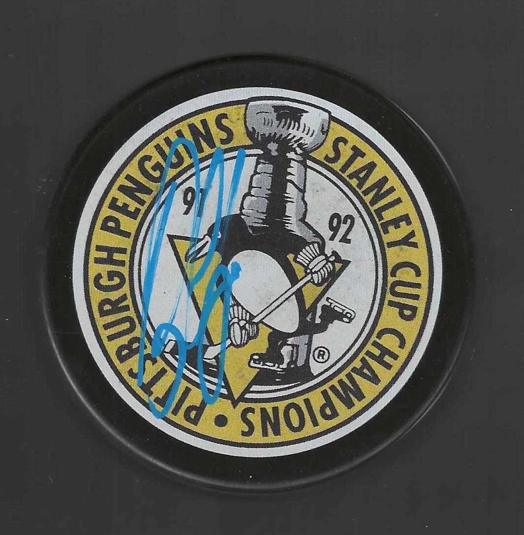 Bob Errey Signed Pittsburgh Penguins 1992 Stanley Cup Champions Puck